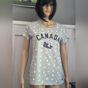 Gray Canada Graphic Women's T-Shirt, Size M